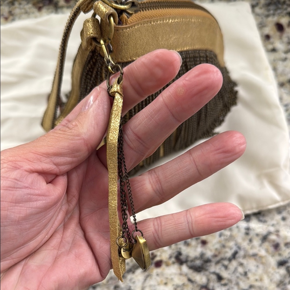 Hobo Gold Fringe Women's Bag - Picture 8 of 16